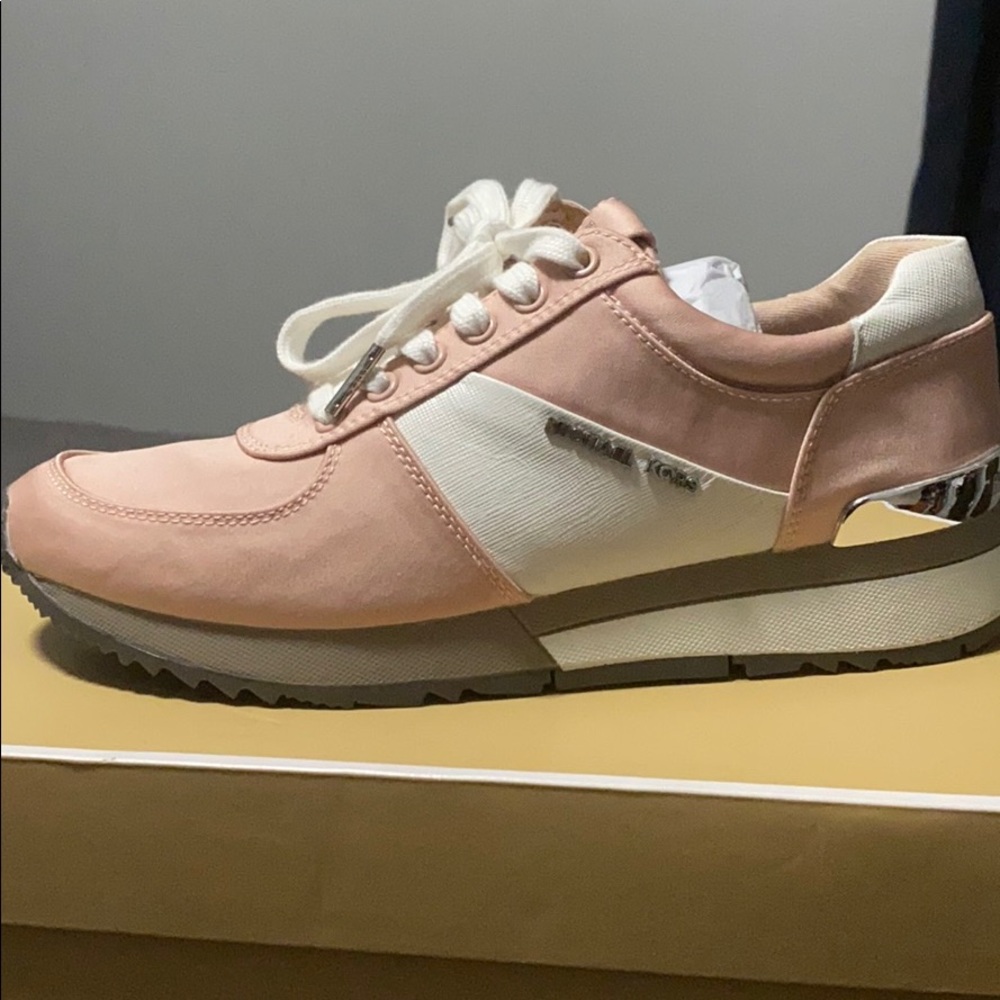 MK shoes 👟